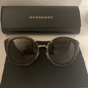 Burberry Women Sunglasses